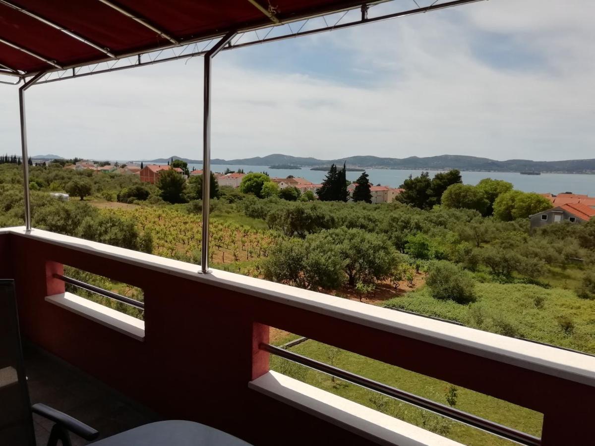 Villa „Drei Palmen“ Sveti Filip i Jakov Bagian luar foto
