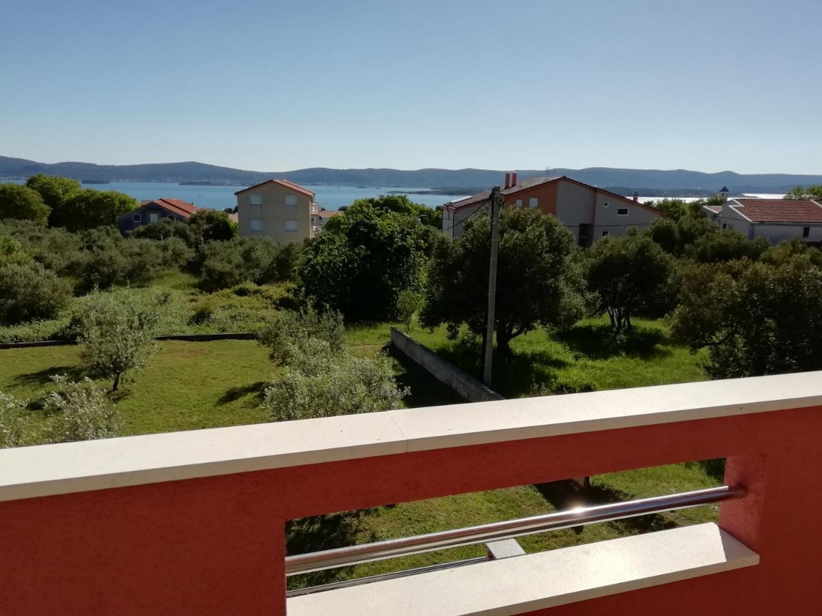 Villa „Drei Palmen“ Sveti Filip i Jakov Bagian luar foto