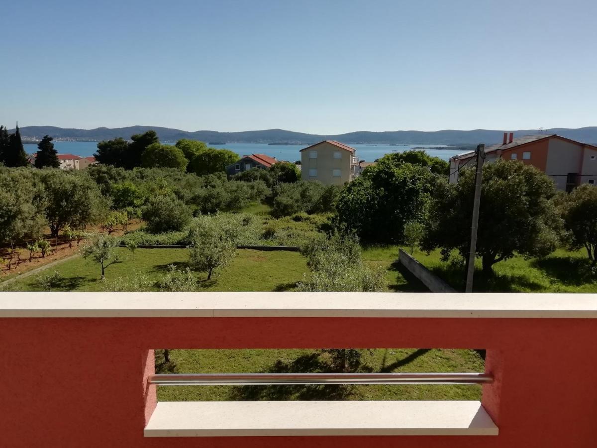Villa „Drei Palmen“ Sveti Filip i Jakov Bagian luar foto